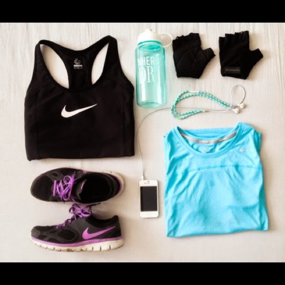 ISO WORKOUT GEAR🌺 PLEASE DONT BUY
